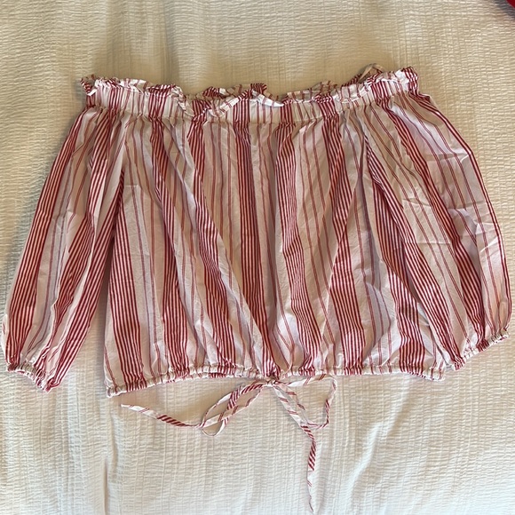 Off The Shoulder Striped Blouse - Picture 4 of 9